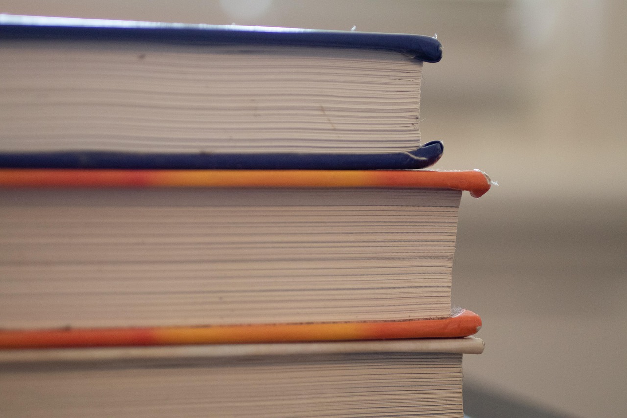 books-6827149_1280
